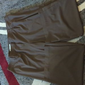 Great condition, Soft by Avenue, brown, women's size 24